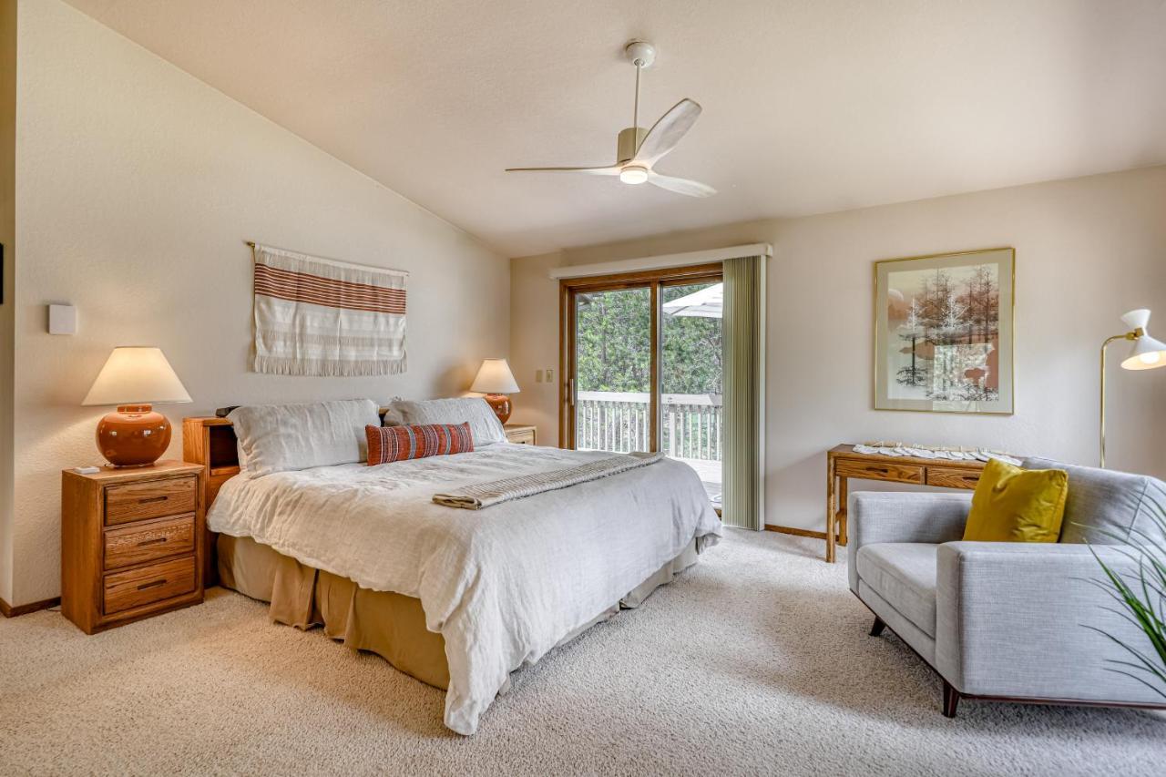 6 Red Cedar Villa Sunriver Bagian luar foto
