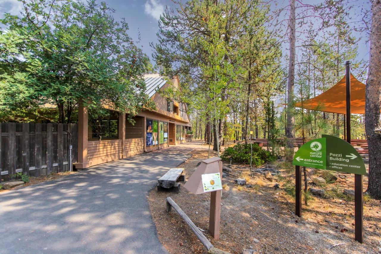 6 Red Cedar Villa Sunriver Bagian luar foto