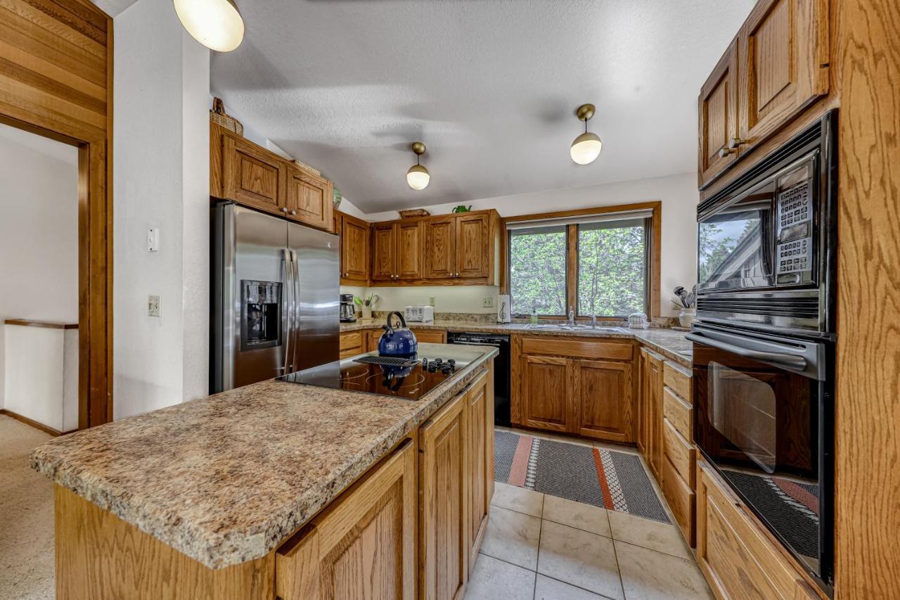 6 Red Cedar Villa Sunriver Bagian luar foto
